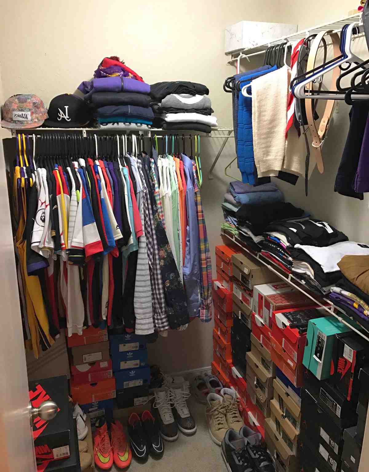 How many clothes is normal?