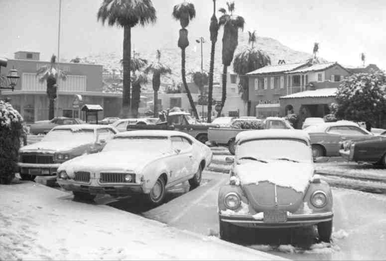 Is Palm Springs hot in March?