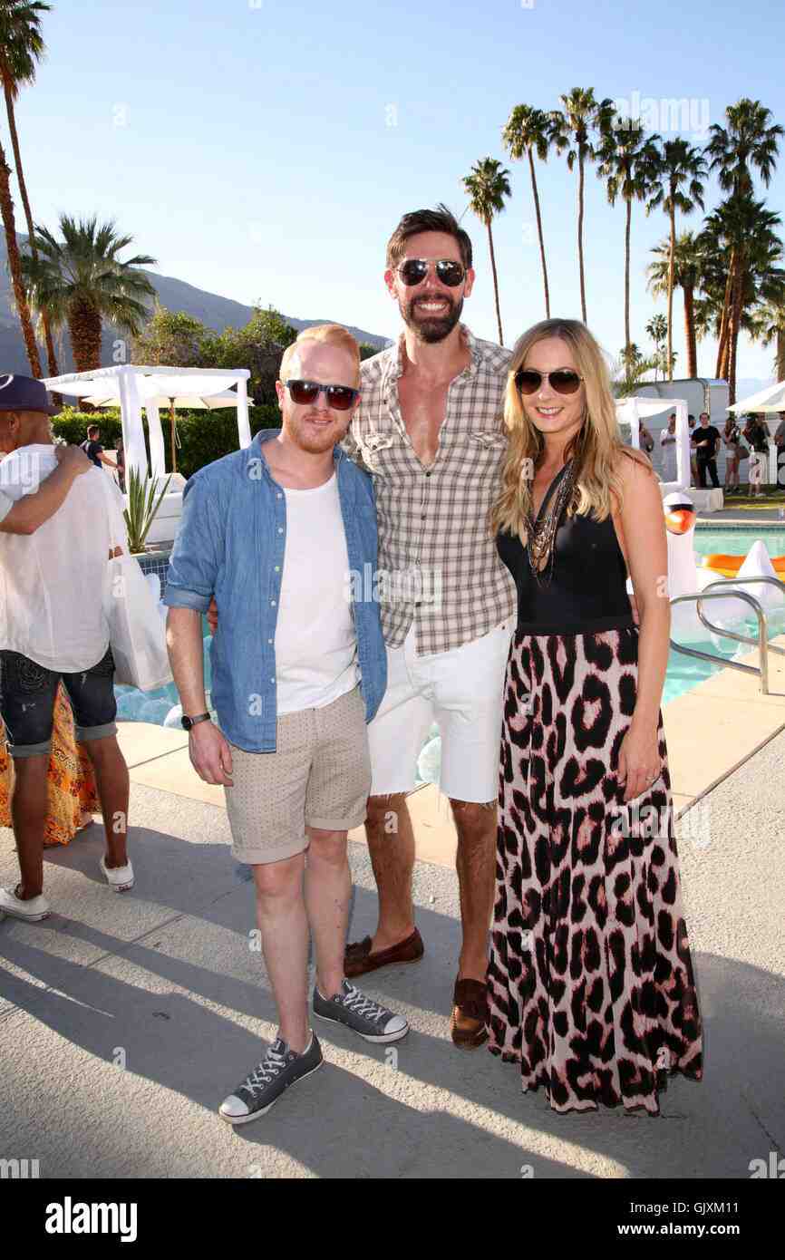 Do famous people go to Palm Springs?