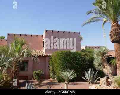 Is it expensive to live in Palm Springs?