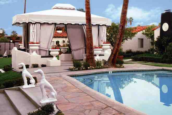 Where is the best place to live in the desert?